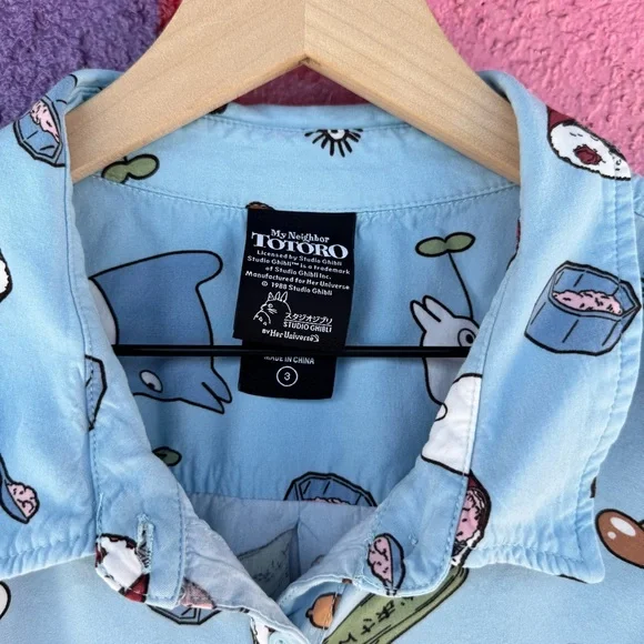 Her Universe Light Blue Graphic women’s Shirt - Picture 4 of 5